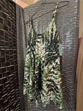 Shape Solver by Penbrooke Pleated Front Swim Dress - Wild Leaf Size 16 NWT